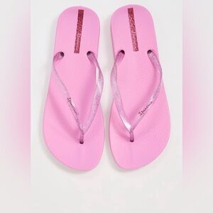 Ipanema Pink Flip Flops with Glitter Straps, size 7/8